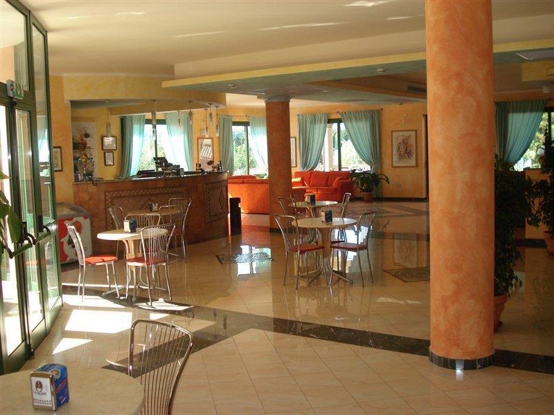 Hotel Baia Marina Orosei Exterior foto