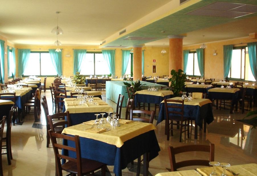Hotel Baia Marina Orosei Exterior foto